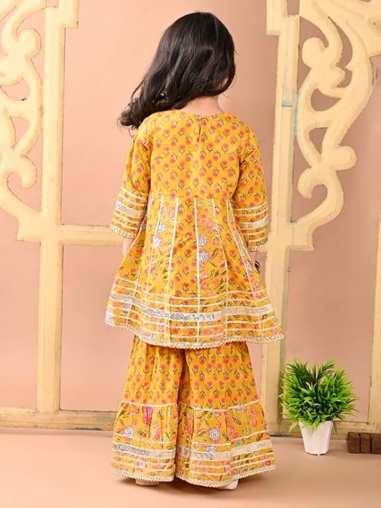 superminis Girls Cotton Floral Printed Gotta Work 3/4 Sleeves Flared Design Kurti & Sharara Set - Image 2